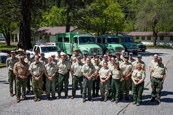 A group of people in uniform
AI-generated content may be incorrect.